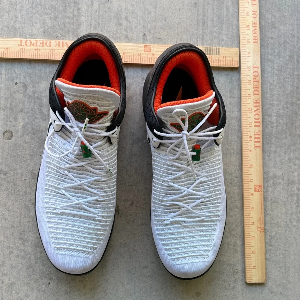 Air Jordan Be like Mike Gatorade XXXII 32 low RARE Sz 18